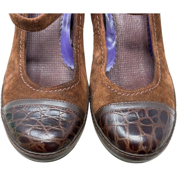 INDIGO by Clarks Brown Suede Mary Jane Spool Heel Pumps - Picture 7 of 11